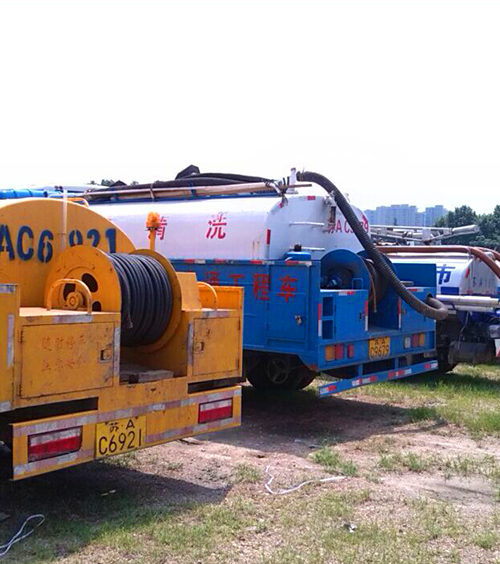 高壓清洗、吸污設備車